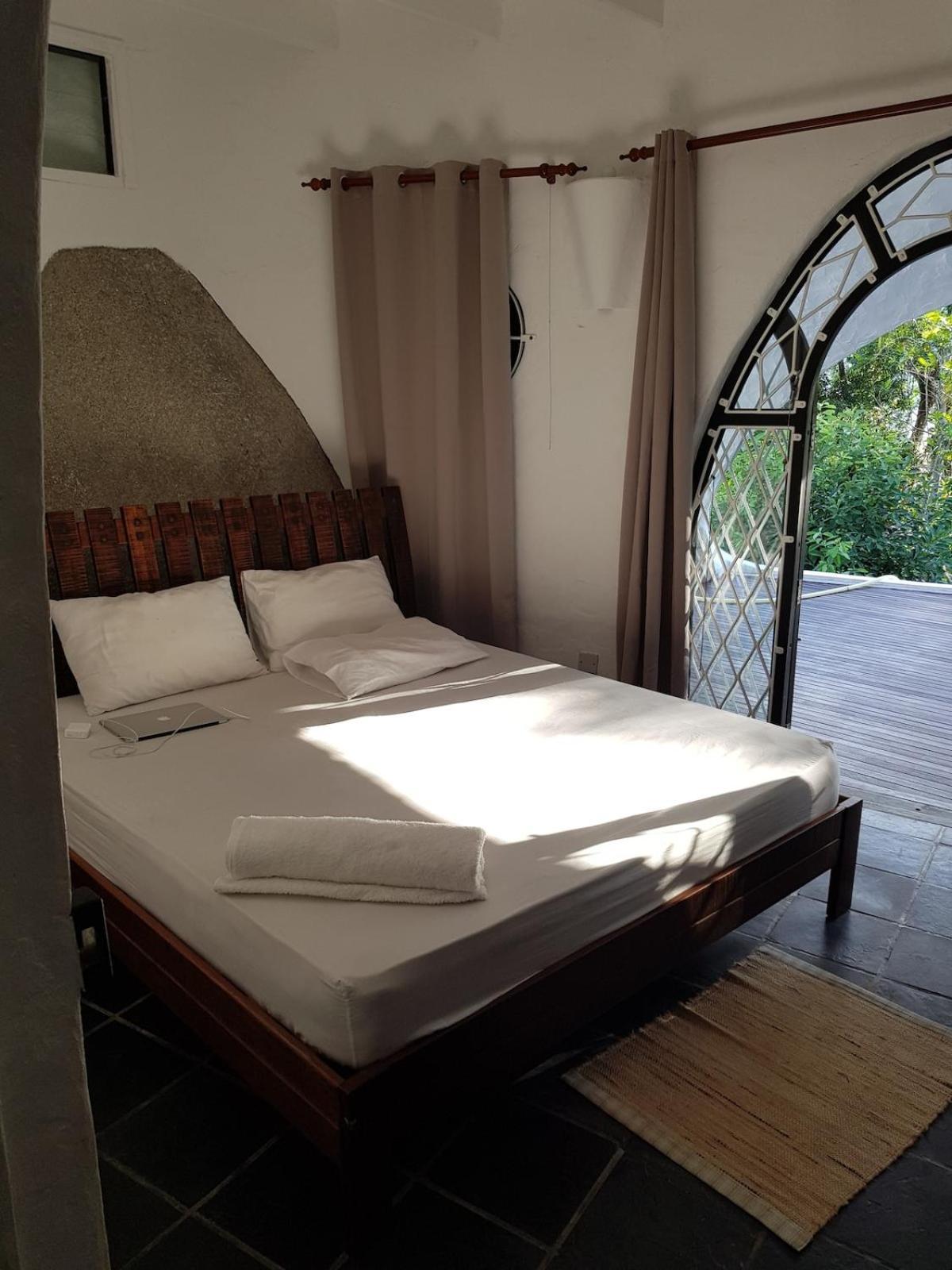 Brown Sugar Lodge Beau Vallon  Eksteriør billede